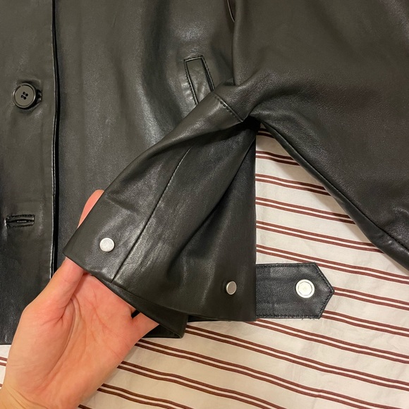 Oversized Cropped Leather 90s Jacket COS - Picture 8 of 8